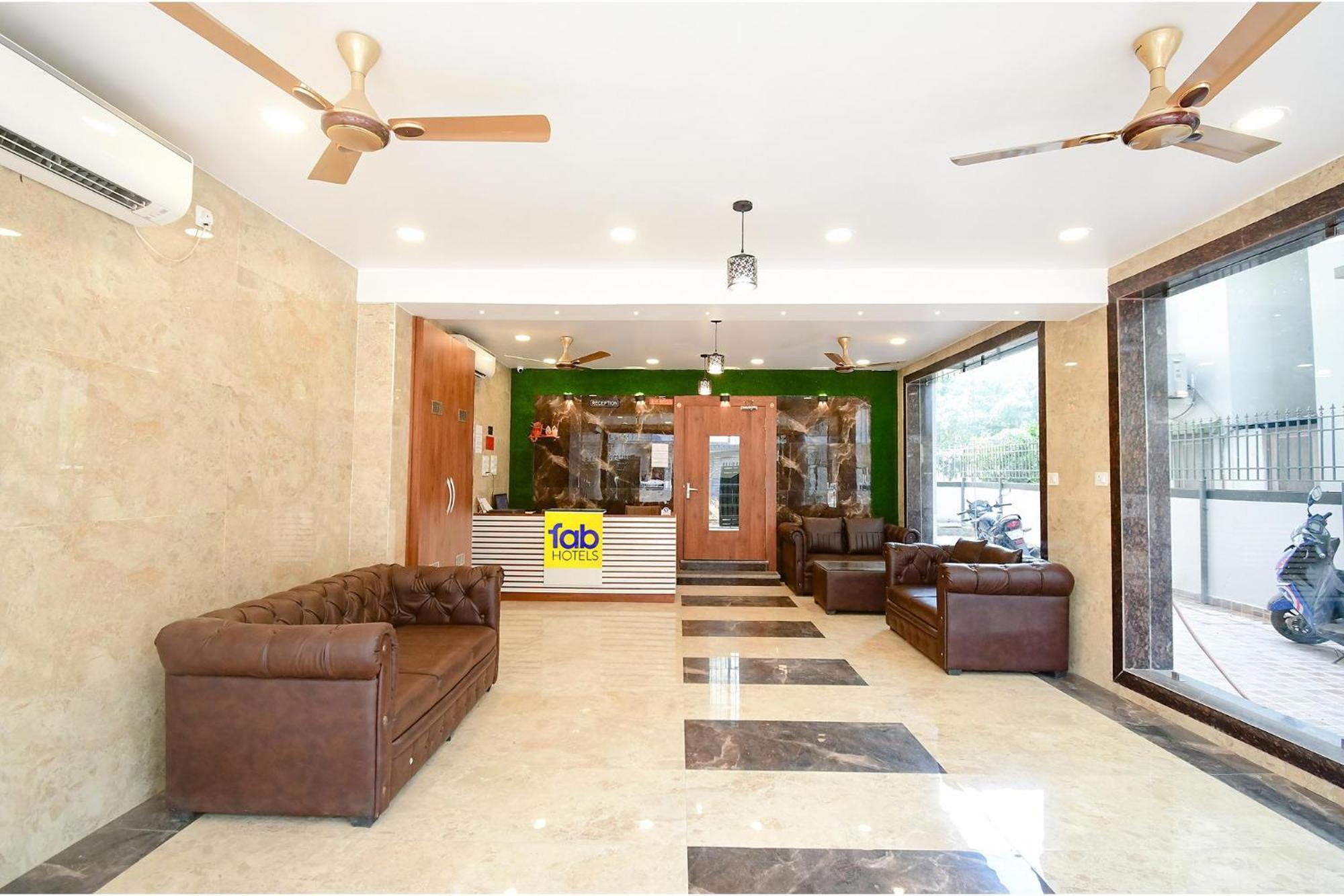 Fabhotel Dream World Residency - Nr Biswa Bangla Gate Колката Екстер'єр фото