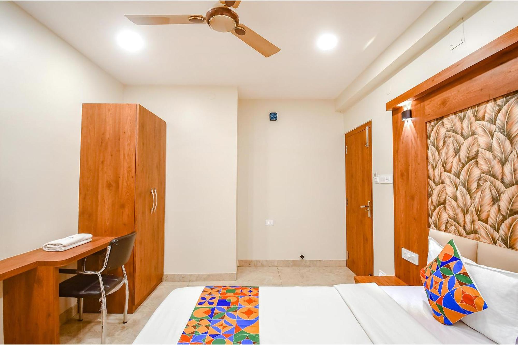 Fabhotel Dream World Residency - Nr Biswa Bangla Gate Колката Екстер'єр фото